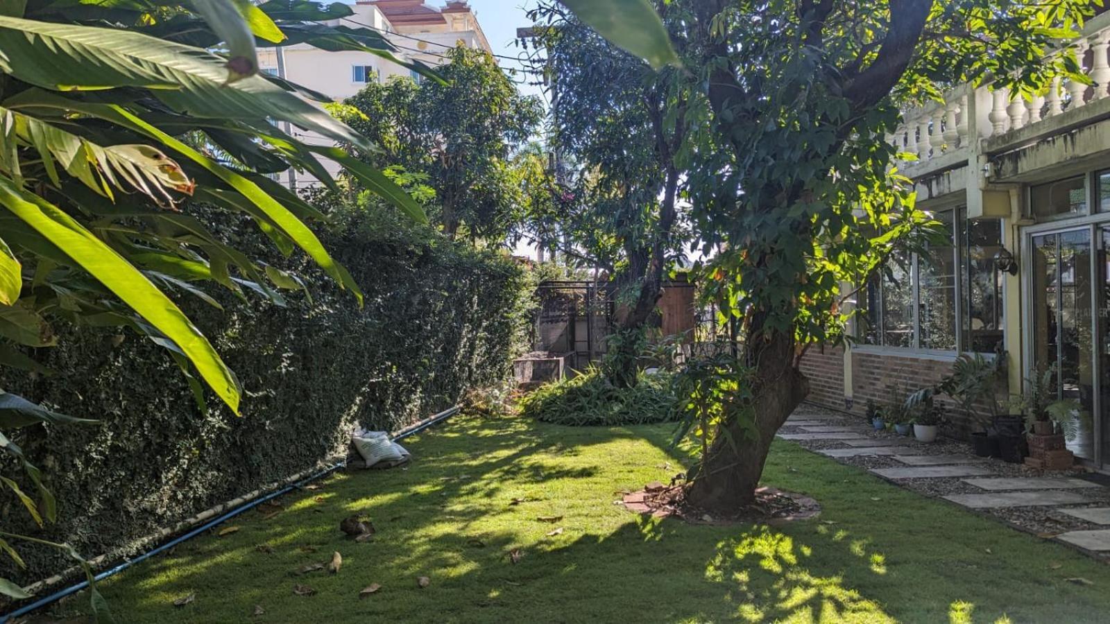 Hotel Atelier 36 Chiang Mai Exterior foto